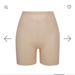 SKIMS low back short Shapewear in Clay